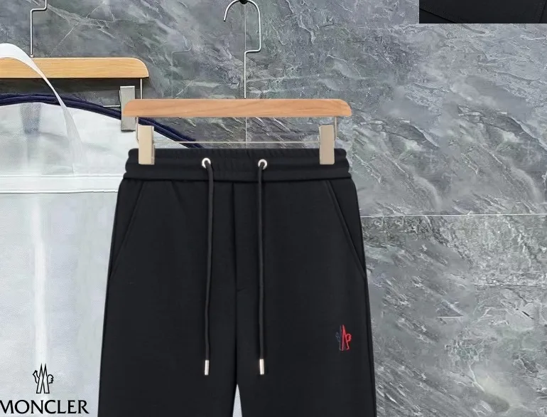 Moncler New Arrival ， ， 。 SSNew Arrival ， ， ， Quality。 ， ， 。100% ， ， ， ， ~ :Black Size:M L XL 2XL 3XL